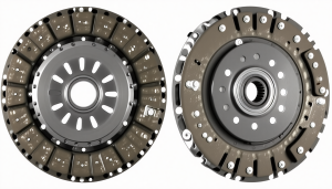 L’embrayage est un élément crucial pour le bon fonctionnement de votre véhicule, en particulier si vous conduisez une voiture à transmission manuelle. Une usure prématurée peut entraîner des coûts de réparation élevés, ce qui rend essentiel d&rsquo;apprendre à le préserver. [&hellip;]