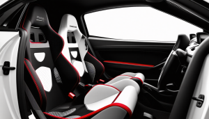 Le choix d’un siège baquet représente un enjeu primordial dans l’univers du sport automobile, à la croisée du confort et de la performance. Cet équipement, au-delà d’être un simple accessoire, joue un rôle crucial dans la sécurité du pilote tout [&hellip;]