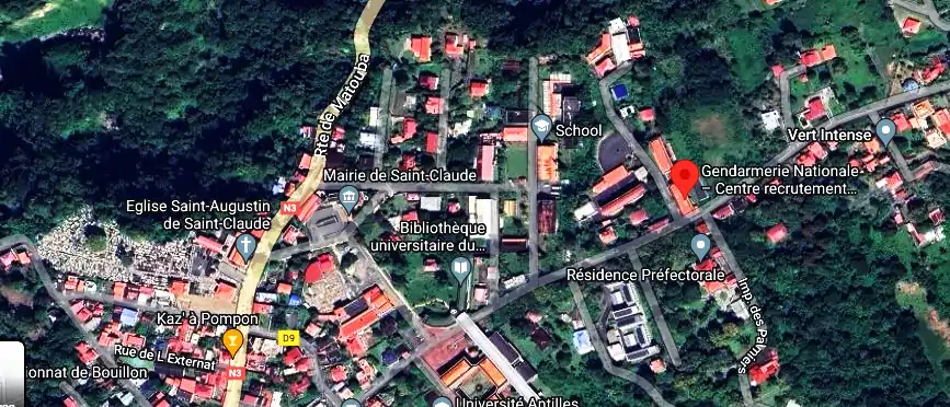 Fourriere à Rue de la cascade de vauchelet, Saint-Claude 97120, Guadeloupe