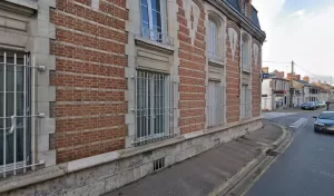 Votre voiture a été enlevée aujourd&rsquo;hui à Cléry-Saint-André (45370) et mise en fourrière dans le département Loiret mais vous n&rsquo;en êtes pas sûr? Contactez la Police d&rsquo;état à Cléry-Saint-André, Gendarmerie – Brigade de Cléry-Saint-André située à Cléry-Saint-André (45370) en Centre-Val [&hellip;]